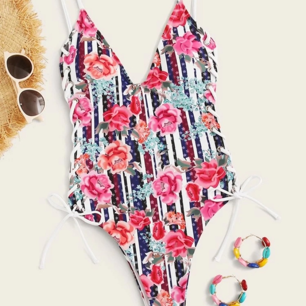NEW ONE PIECE BIKINI FLORAL TIE UP ON SIDE M